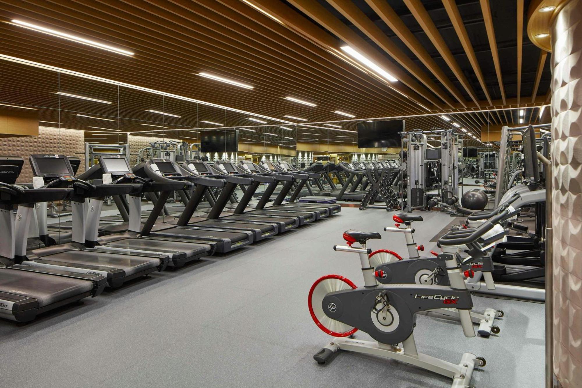Отель Jw Marriott 5*